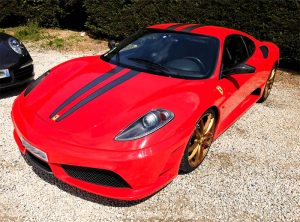 Ferrari en exterieur
